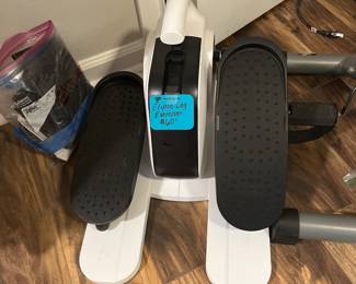 Eclipse leg exerciser