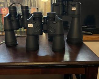 Binoculars 