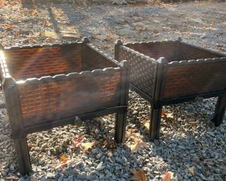 Flower tables with built in drainage 