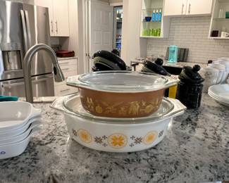 Vintage pyrex