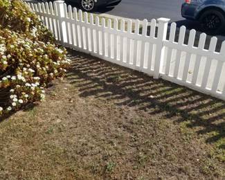 Vinyl picket fence