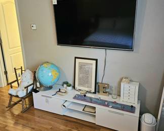 White high gloss TV stand, Concept 16" basic beginner globe, vintage wooden rocker