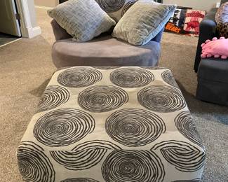  Corinthian large round swivel chair with 3 pillows, Corinthian large square ottoman on wheels