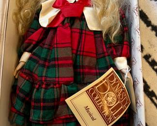 Musical Dynasty Doll