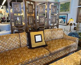 VINTAGE MIDCENTURY SOFA