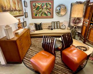 UNIQUE VINTAGE MIDCENTURY FURNITURE