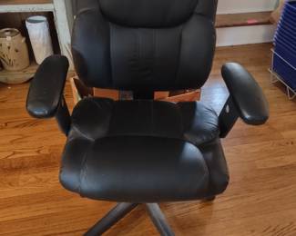 Office chair 