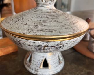 Royal Haeger ceramic bowl - mid century at its finest.