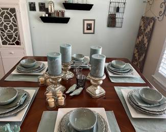 6 place Settings Casual China