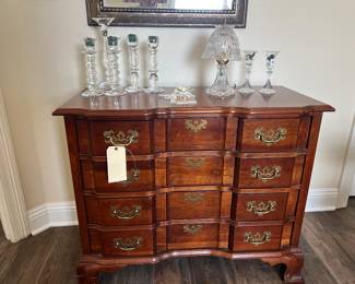 Mahogany Bachelor Chest
