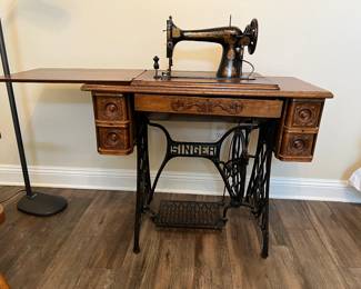 Antique Singer Treadle Sewing Machine