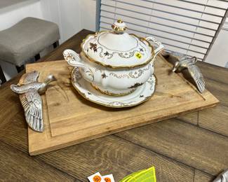 Duck Carving Board, Soup Tutreen