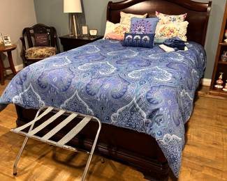 Queen Bed, Bedding and Pillows