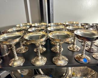 Velero Grapevine Silver plate Stemware