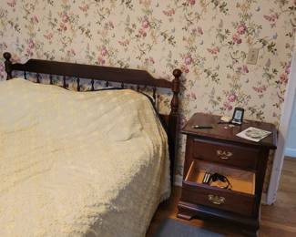 Bedroom set