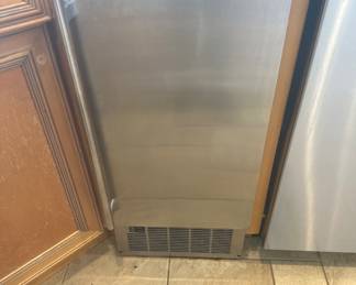 Ice Maker