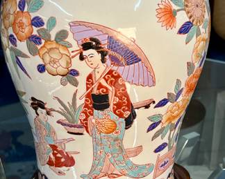 Large vase with platform