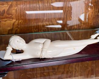 Antique doctors doll/lady 