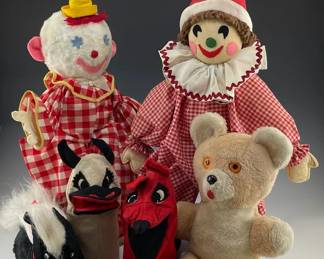 Vintage 1968 Sheram Felt Hand Puppets, Musical Bear, Clowns And A Skunk