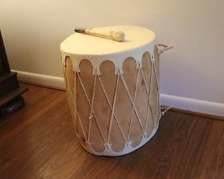 Hand crafted native American Drum - Natural