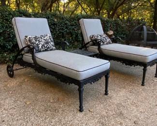 Yard Art patio furniture