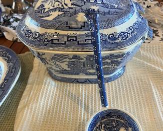 Blue Willow Soup Tureen w/Ladle & Underplate,