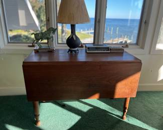 Drop Sides Dining Room Table,