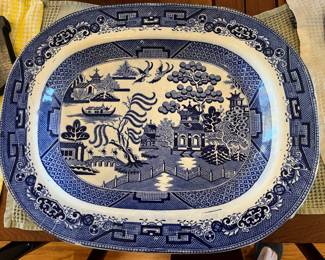 Blue Willow Soup Tureen w/Ladle & Underplate,