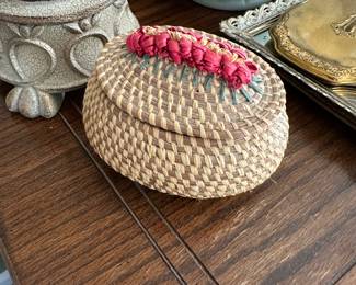 South Carolina Sweetwater basket