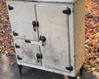 Vintage Eskimo Ice Box

