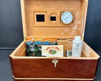 mahogany cigar humidor