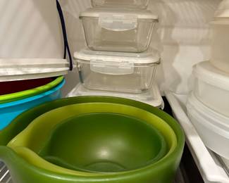 Glass with snap lids