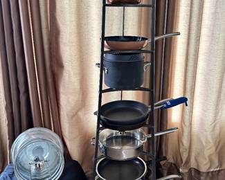 Stovetop cookware, Calphalon, Tramontina, Wearever