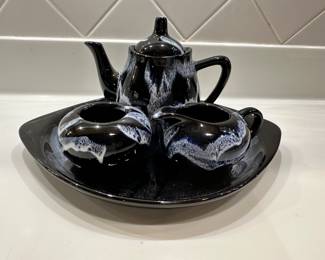 Blue mountain pottery