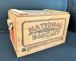 1992 National Biscuit 200 year anniversary wood box