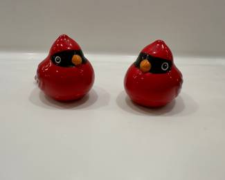 cardinal salt and pepper shakers