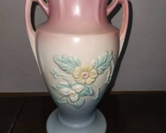 Hull vase