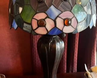 Cool vintage stain glass lamp - works