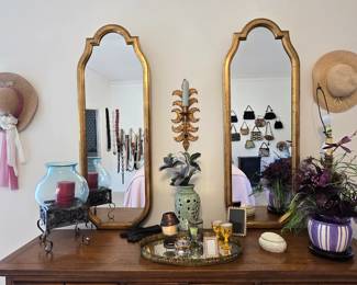Gold Gilded Mirrors - Artificial Flowers - Vanity Tray
