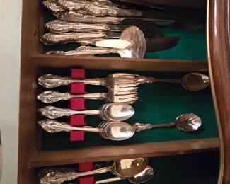Michael Angelo Flatware