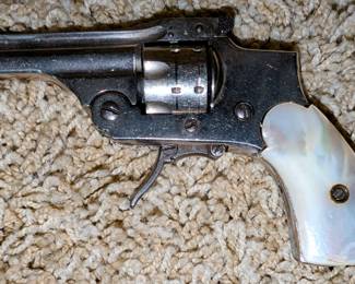 Kolb New Baby hammerless .22 revolver