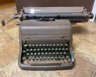 royal typewriter