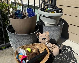Planters with Metal Dog and Canine Toys