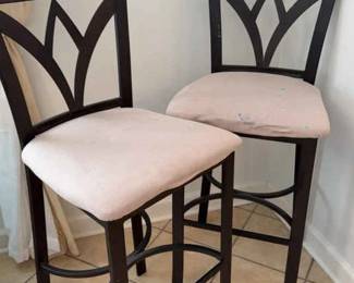 Black Metal Bar Stool Pair