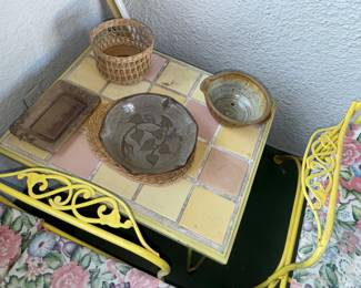 sold to family Egg bowl (#207) ??