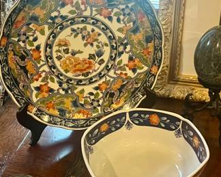 Imari serving pieces 