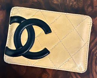 Amazing goatskin CHANEL card keeper in the classic black and tan!  