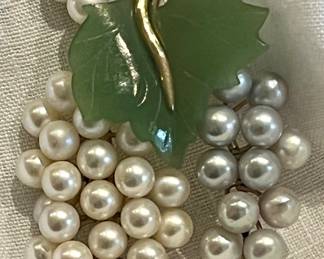 Large pearl cluster brooch with jade in gold
