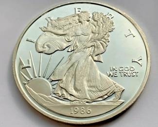 1986 WALKING LIBERTY PROOF ONE HALF POUND 8 OUNCE .999 FINE SILVER ROUND
