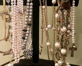 High end vintage faux pearls